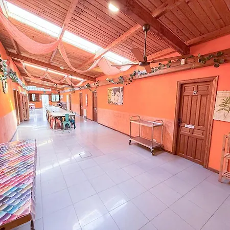 Hostel Turistico El Campelin