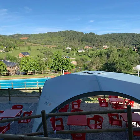 Hostel Turistico El Campelin *