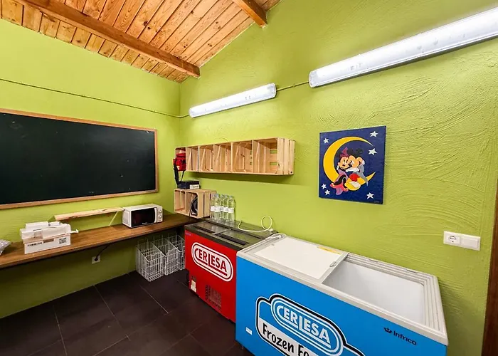 Hostel Turistico El Campelin *